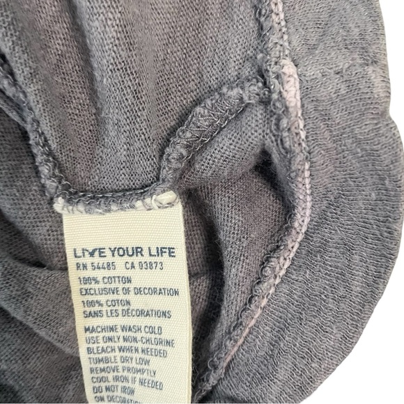 American Eagle Outfitters Vintage Gray and Brown Graphic Tees. Set of 2 - Picture 8 of 13